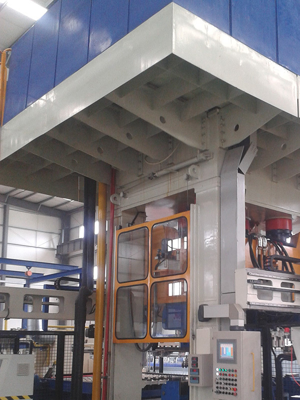 熱沖(chong)壓液壓(ya)機