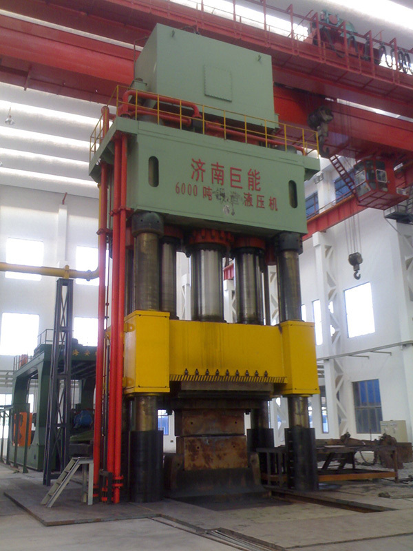 自由鍛(duan)造液壓機